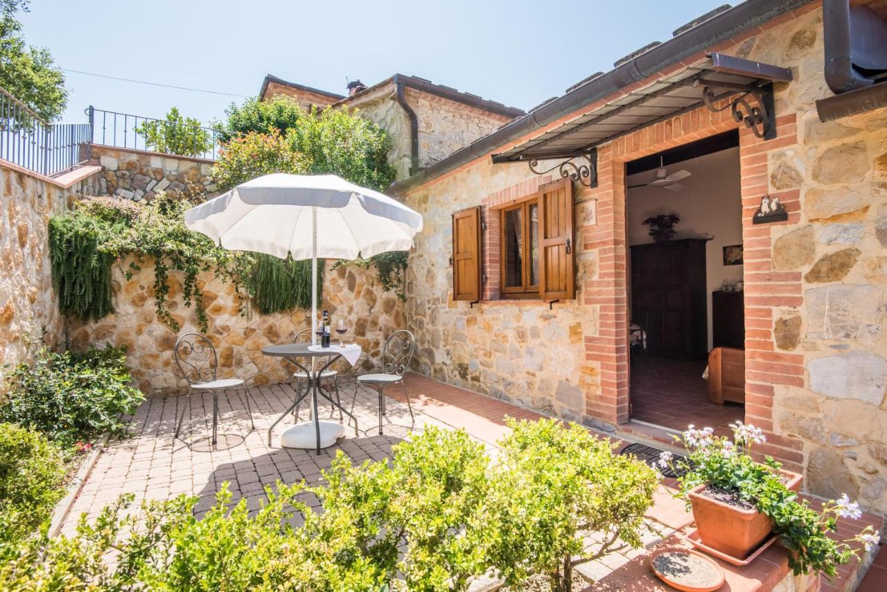 Agriturismo Amina, Winery & Hiking Vagliagli ภายนอก รูปภาพ