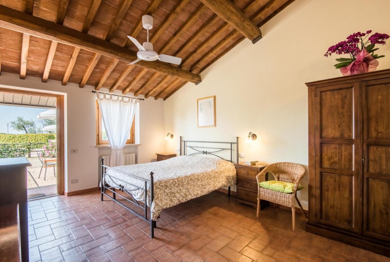 Agriturismo Amina, Winery & Hiking Vagliagli ภายนอก รูปภาพ