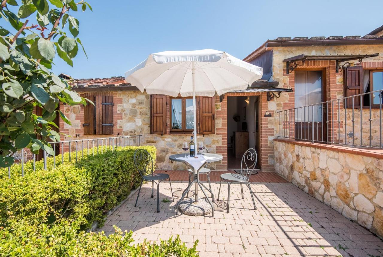 Agriturismo Amina, Winery & Hiking Vagliagli ภายนอก รูปภาพ