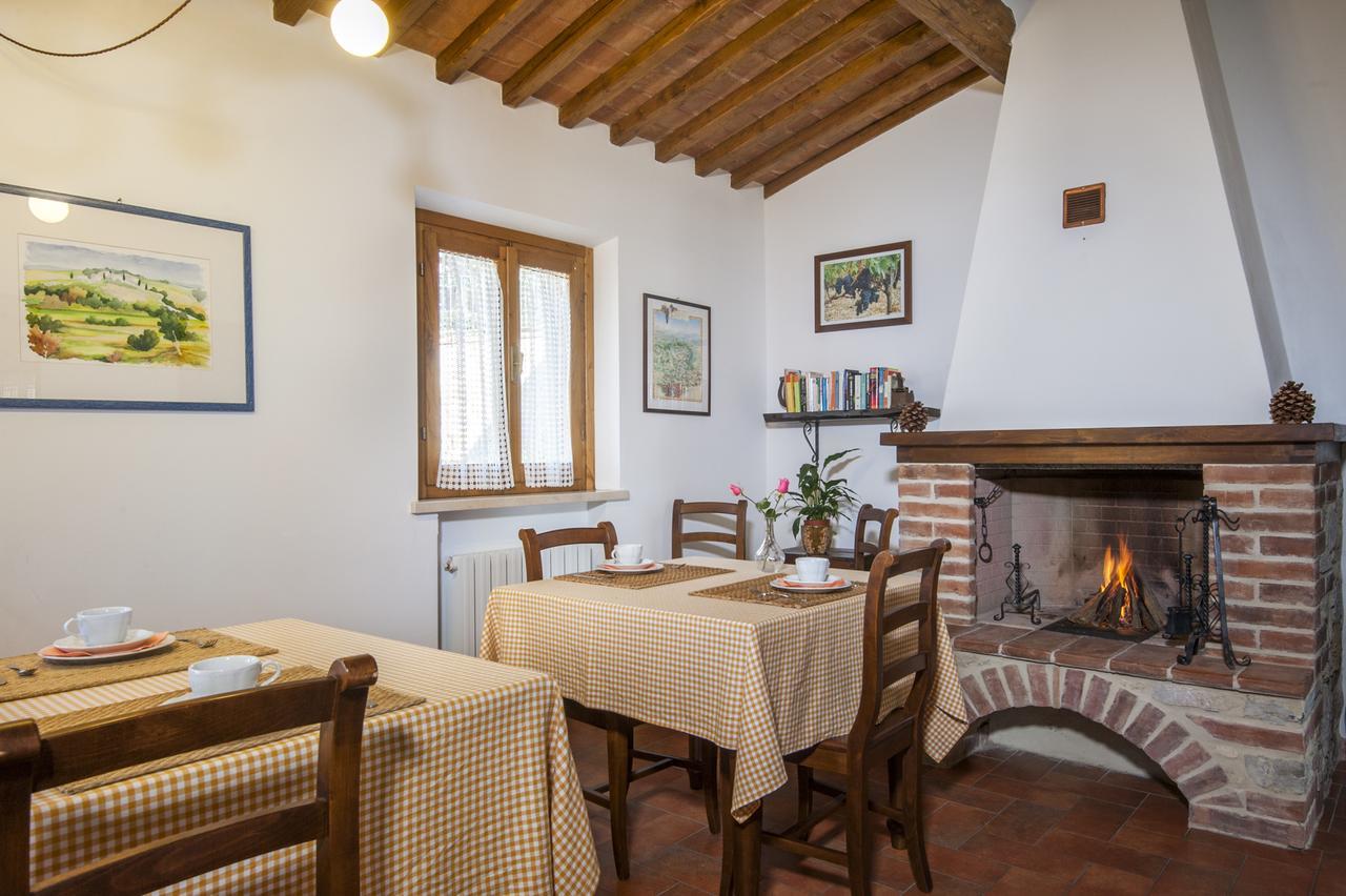 Agriturismo Amina, Winery & Hiking Vagliagli ภายนอก รูปภาพ